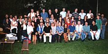 Gruppenphoto vom Jahrgangstreffen in 1999. Klick zur Vergr&ouml;&szlig;erung.